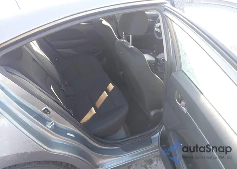 2019 Hyundai Elantra Sel z USA, uszkodzony, nr VIN KMHD84LF2KU811419